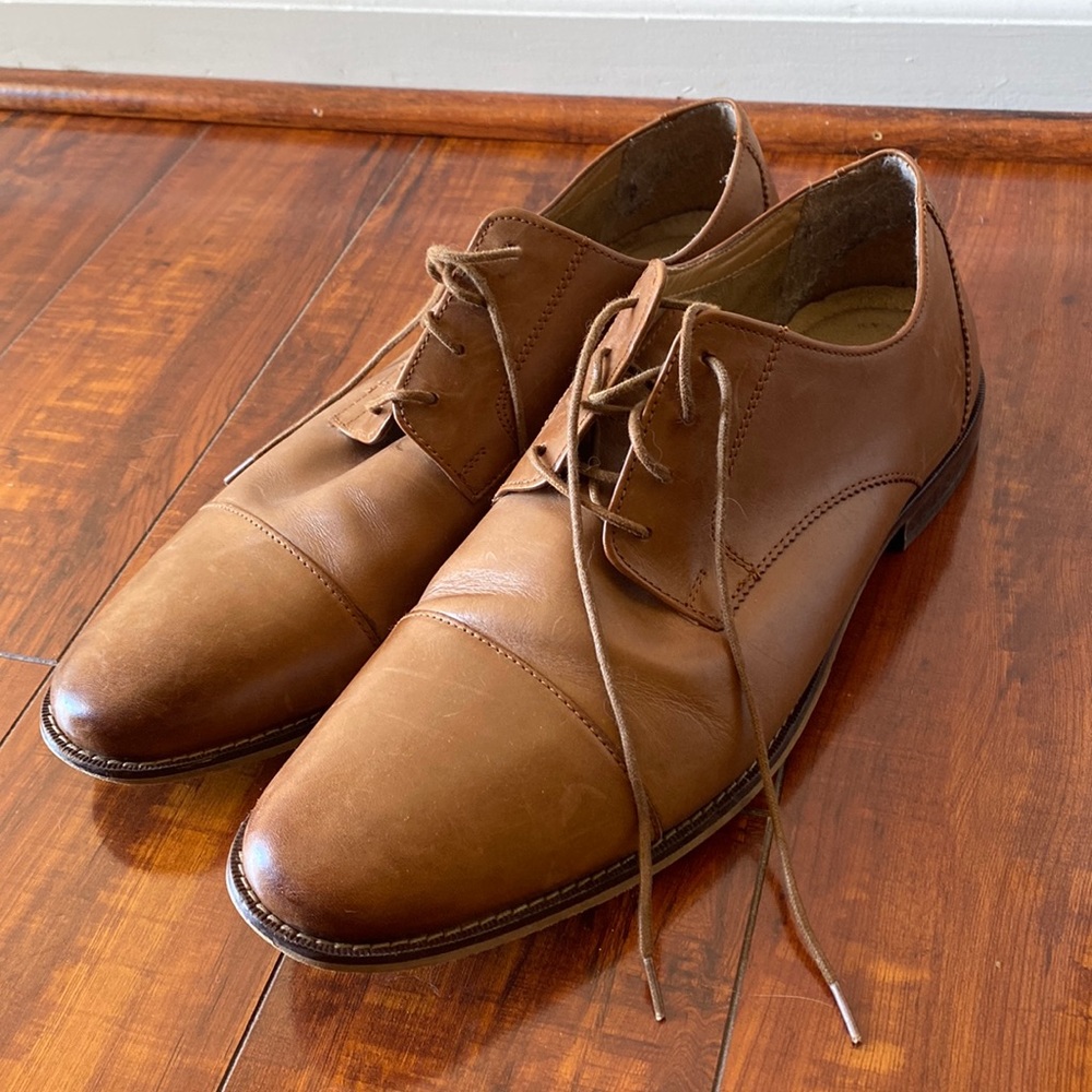 Lace up shoes